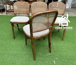 Ghế ăn gỗ Thonet 811 nệm