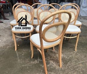 Ghế ăn Thonet 215r bọc nệm