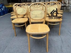 Ghế ăn Thonet 215R tựa mây