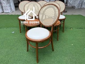 Ghế ăn gỗ Mirror Thonet nệm