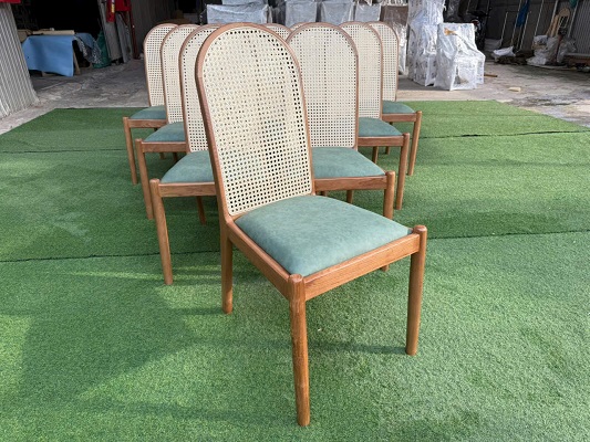 Ghế gỗ Depo