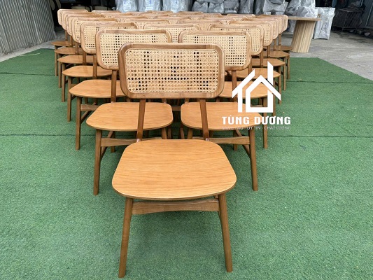 Ghế gỗ cafe Siva mê gỗ
